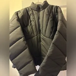 Khy Scultped Puffer (Medium and Large Available)